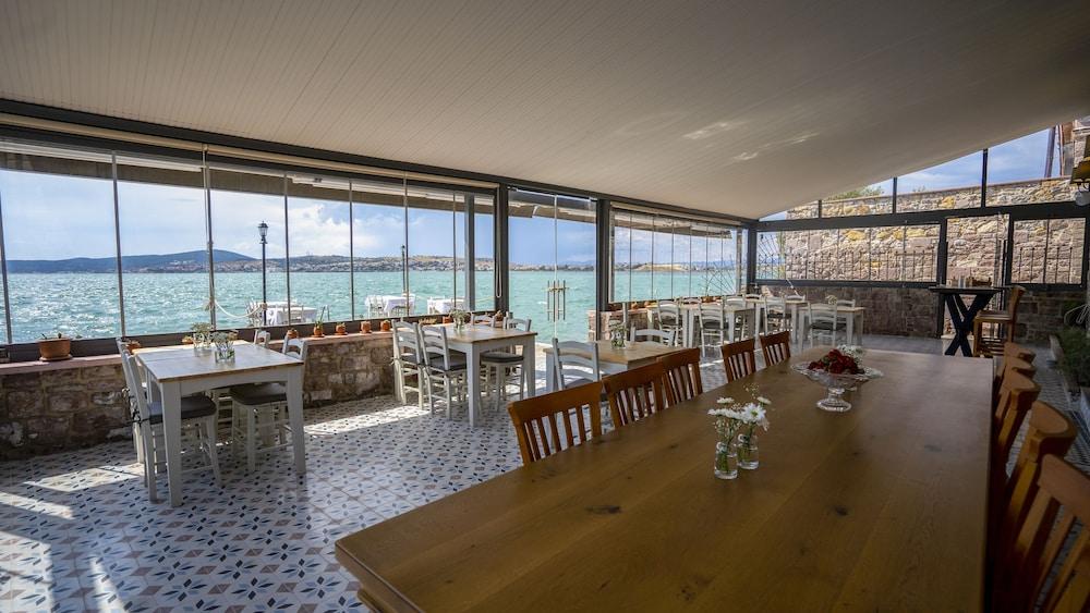 Villa Pietra Butik Otel Ayvalik Exterior photo